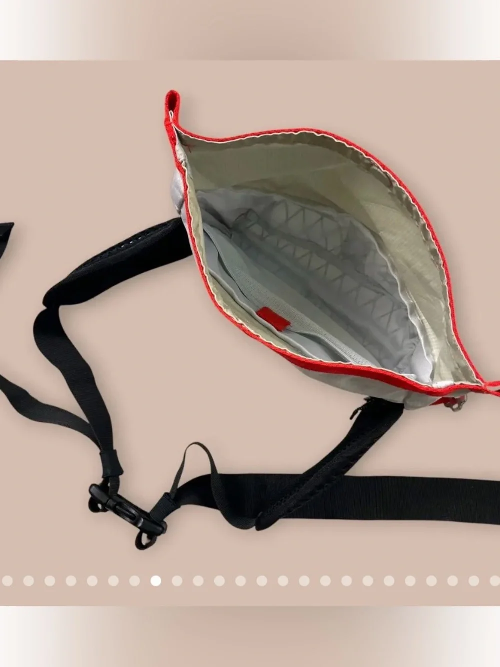 Nike - ACG Aysn Waistpack (3L) 'White'.